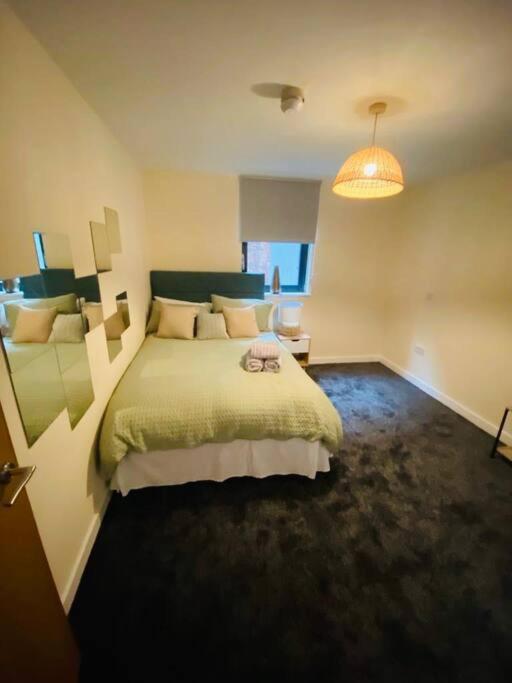 Liverpool City Centre Modern Apartment Fits 6 People Luaran gambar