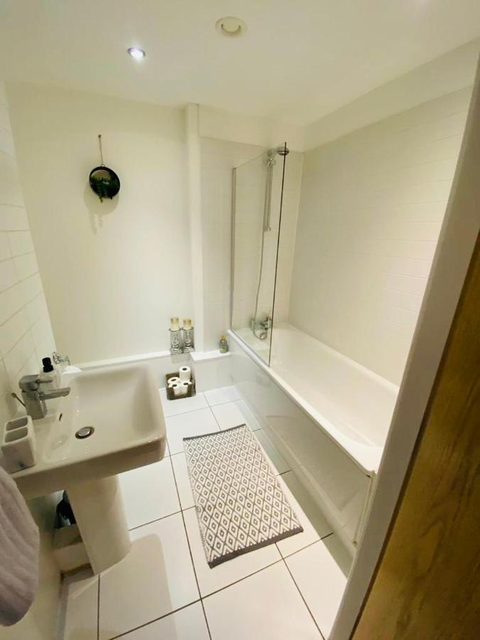 Liverpool City Centre Modern Apartment Fits 6 People Luaran gambar